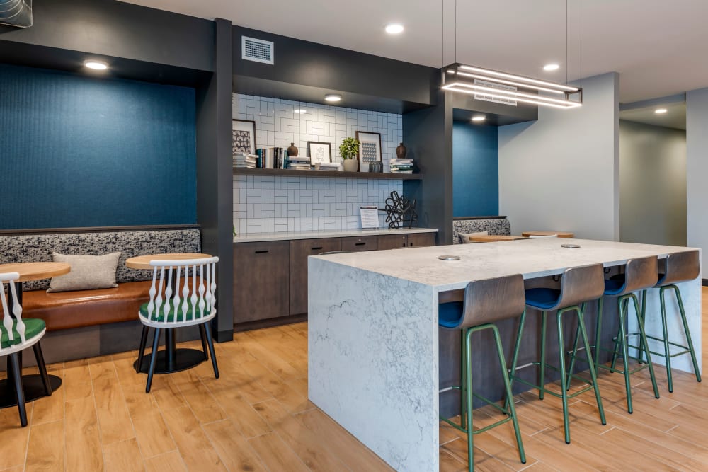 Common area at UNCOMMON Dinkytown in Minneapolis, Minnesota
