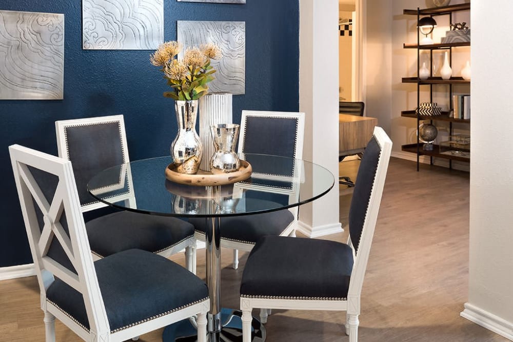 Dining table at Alesio Urban Center in Irving, Texas