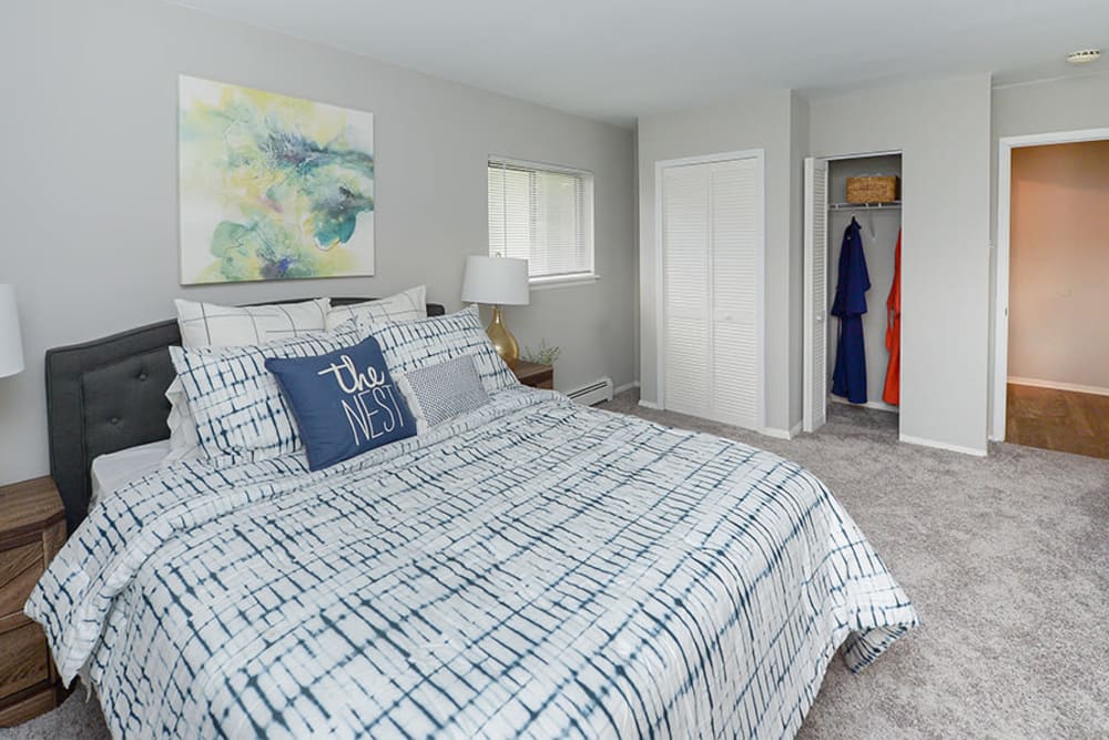 Spacious bedroom with plush carpeting at Imperial Gardens Apartment Homes in Middletown, NY