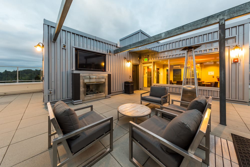 Rooftop lounge at Marq West Seattle in Seattle, Washington