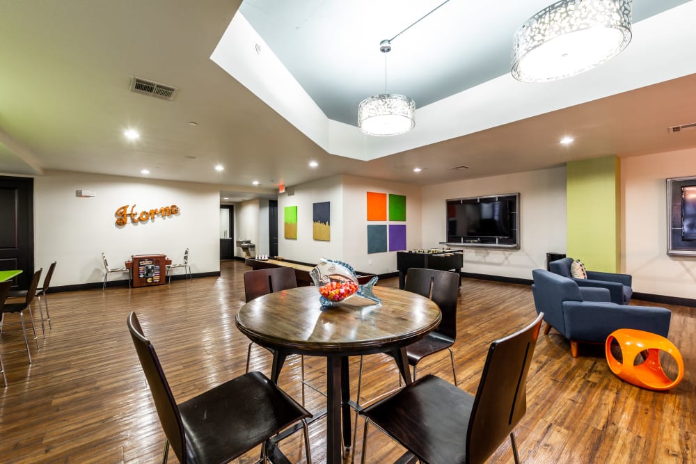 Community dining area at Regents West at 24th in Austin, Texas