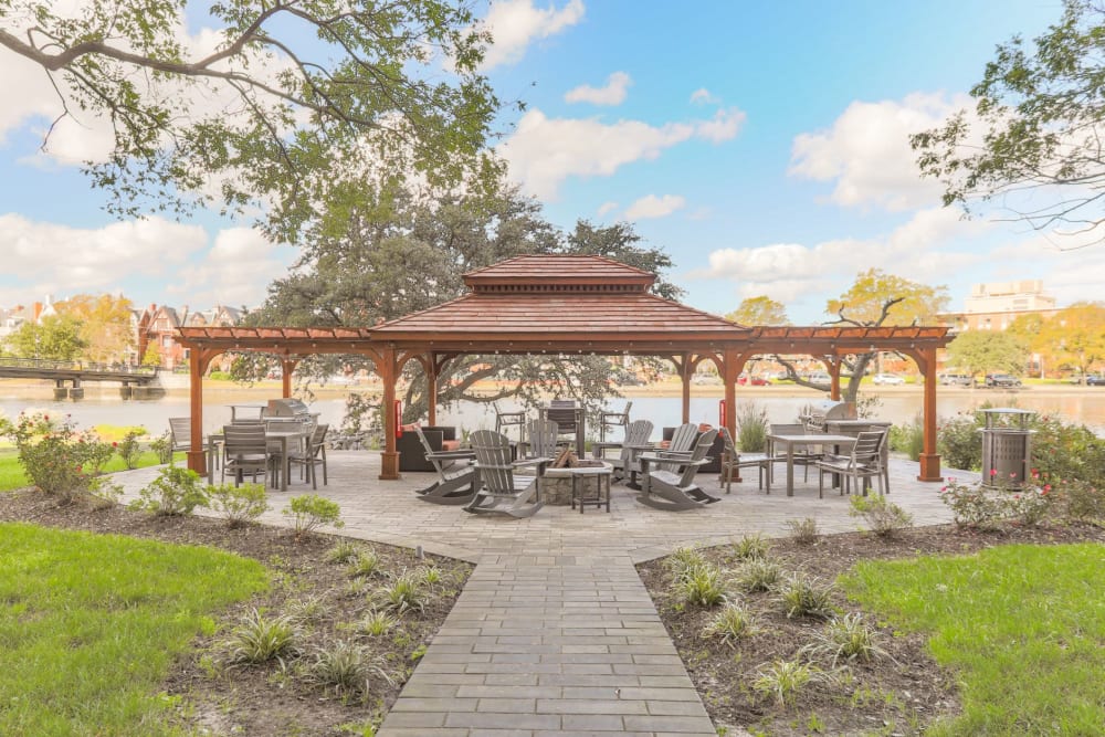 Photos of Hague Towers in Norfolk, VA