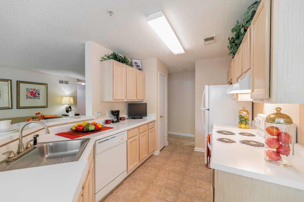 Photos of Keswick Village Apartments & Townhomes in Conyers, GA