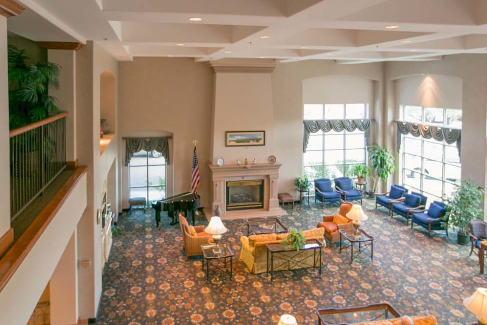 Resident lounge at Mountain View Retirement Village in Tucson, Arizona