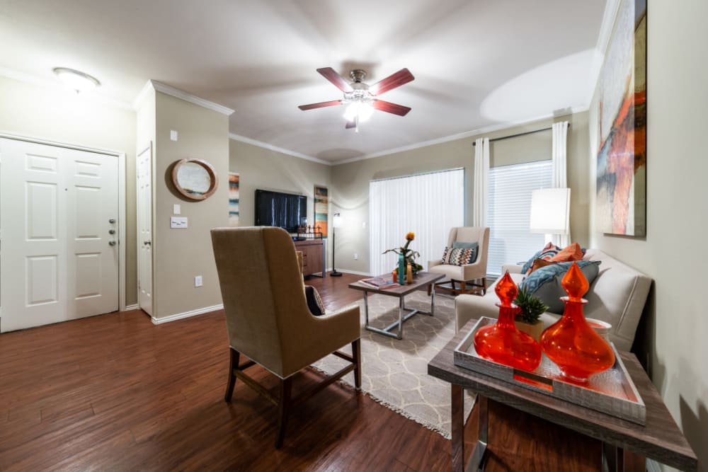 Spacious, well decorated living room at Marquis at Ladera Vista in Austin, Texas