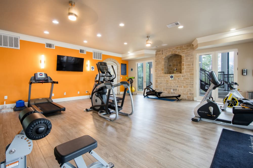 Fully equipped fitness center at Marquis at Treetops in Austin, Texas