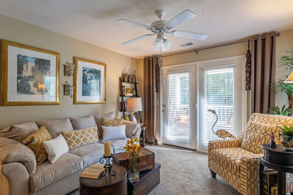 Luxury living room with plenty of space at Palmetto Pointe in Myrtle Beach, South Carolina