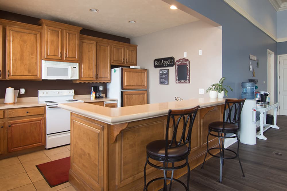Great for entertaining clubhouse at Avalon at Northbrook Apartments & Townhomes in Fort Wayne, Indiana