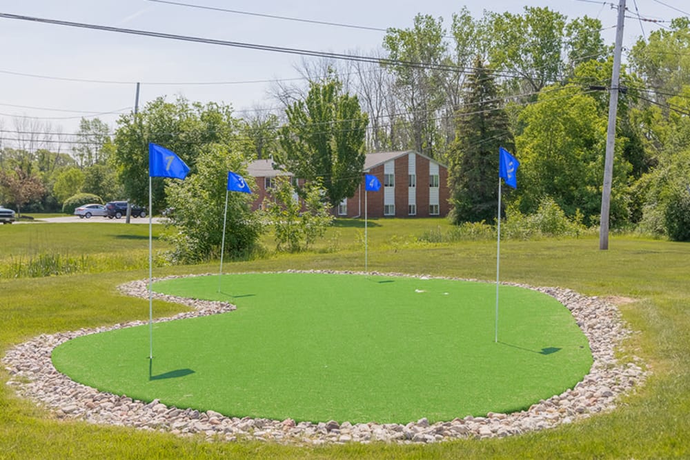 Putting green at Glenbrook Manor in Rochester, New York