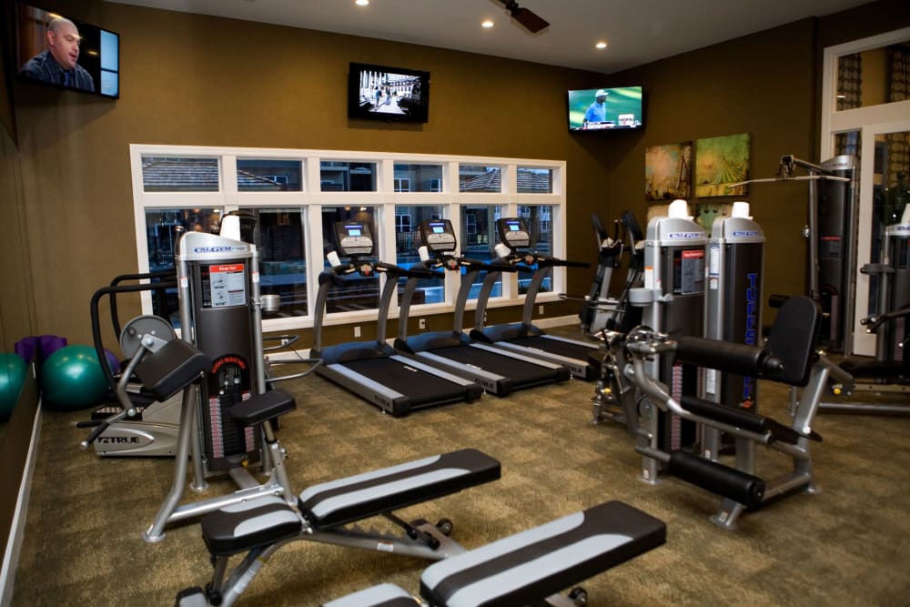 Fully-equipped fitness center at Palmer House Apartment Homes in New Albany, Ohio