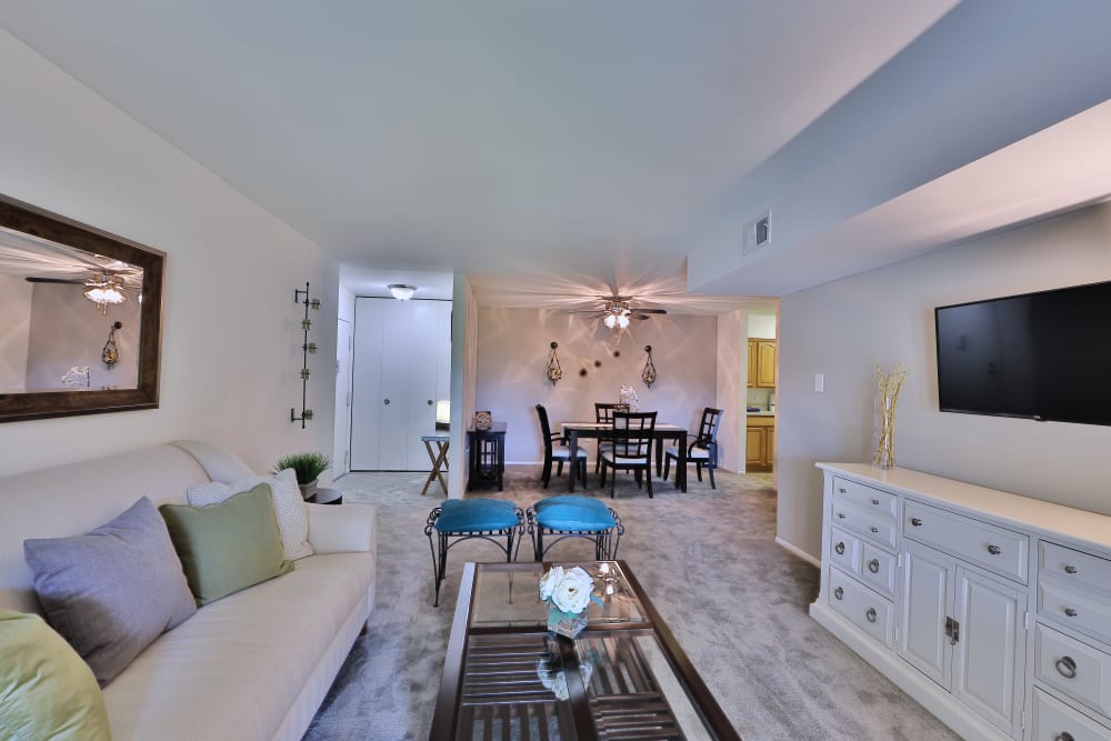 Living Room at Lakewood Hills Apartments & Townhomes in Harrisburg, Pennsylvania