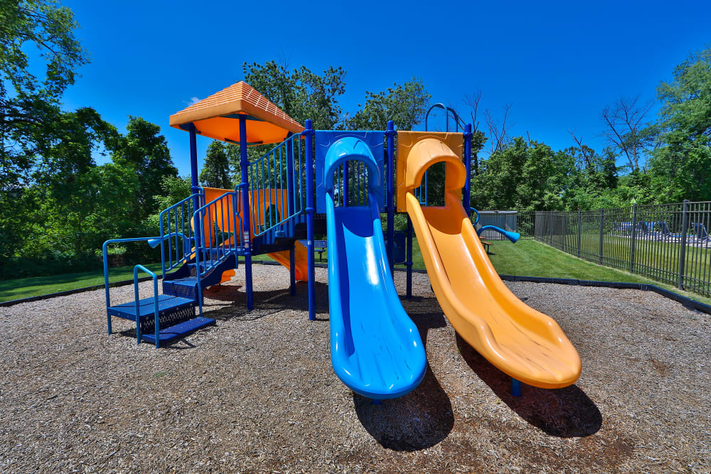 Playground in Harrisburg, PA offer a walking paths