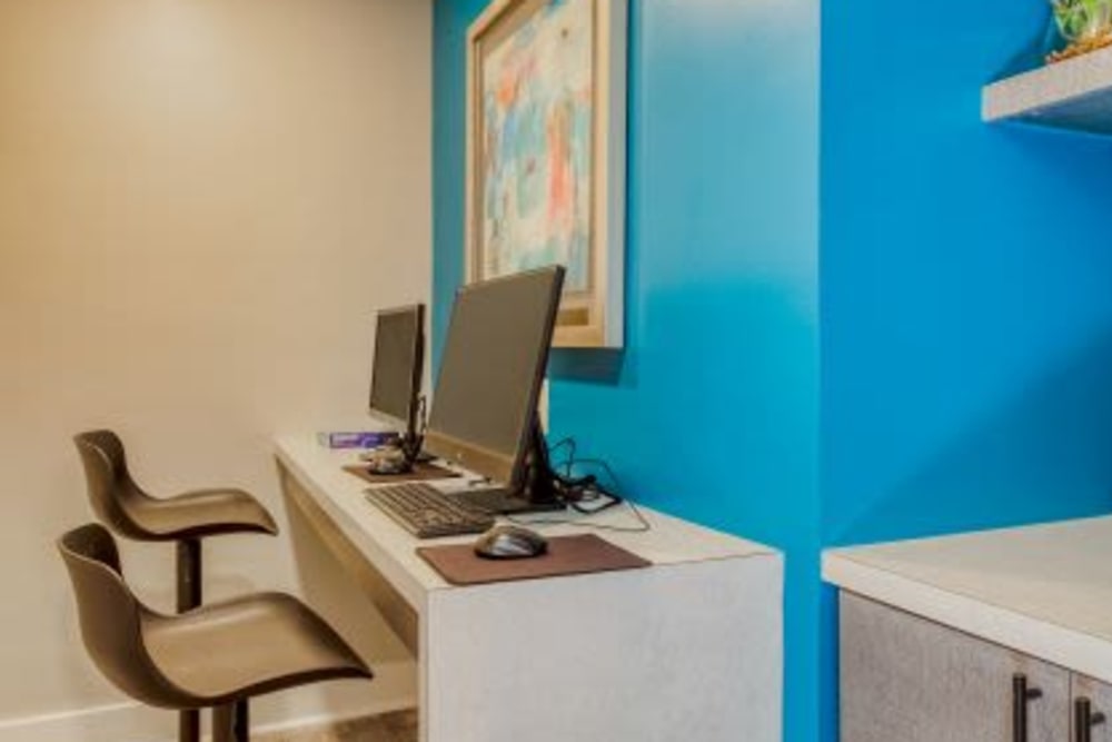 Business Center at Abbotts Run Apartments in Alexandria, Virginia