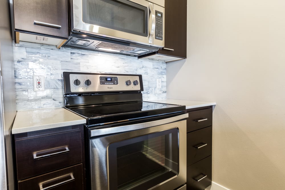 Stainless steel appliances at Marq 211 in Seattle, Washington