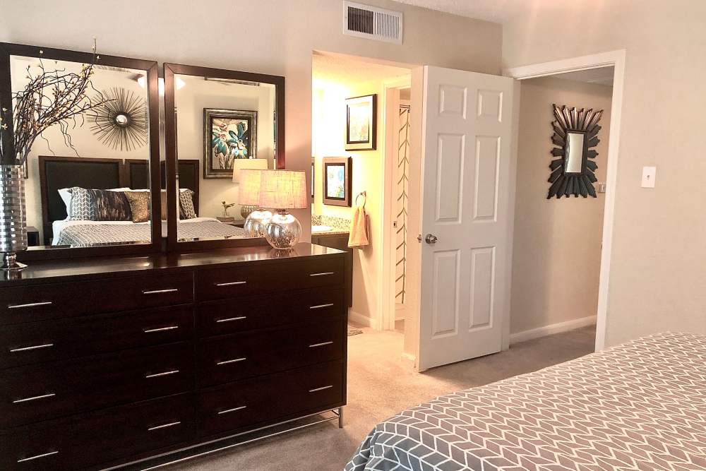 Modern Apartments at The Abbey at Memorial in Houston, Texas