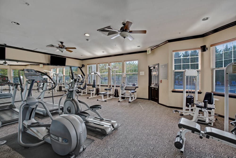 Fitness center at Windsor Commons Apartments in Baltimore, Maryland