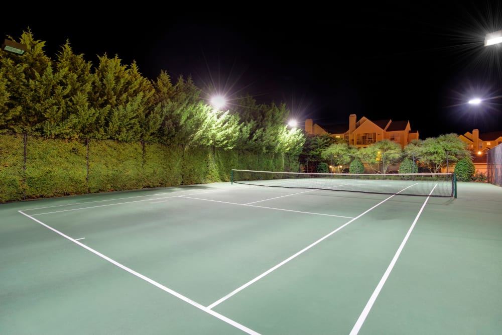 Tennis court at Windsor Commons Apartments in Baltimore, Maryland