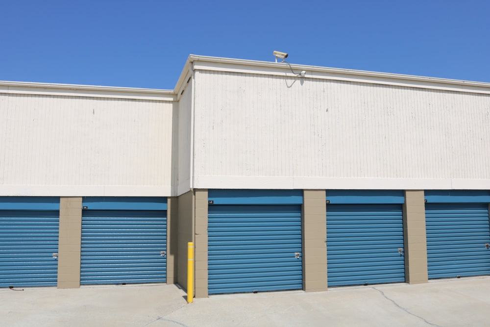 Self Storage Units Santa Clarita, CA Golden State Storage Golden