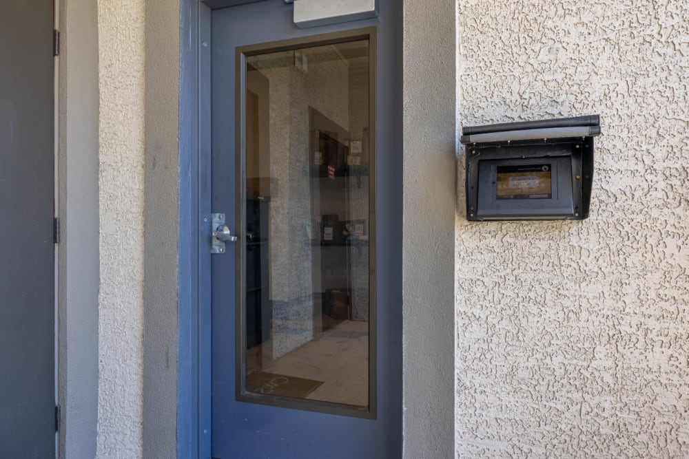 Side door access to units at The Marquis at Brushy Creek