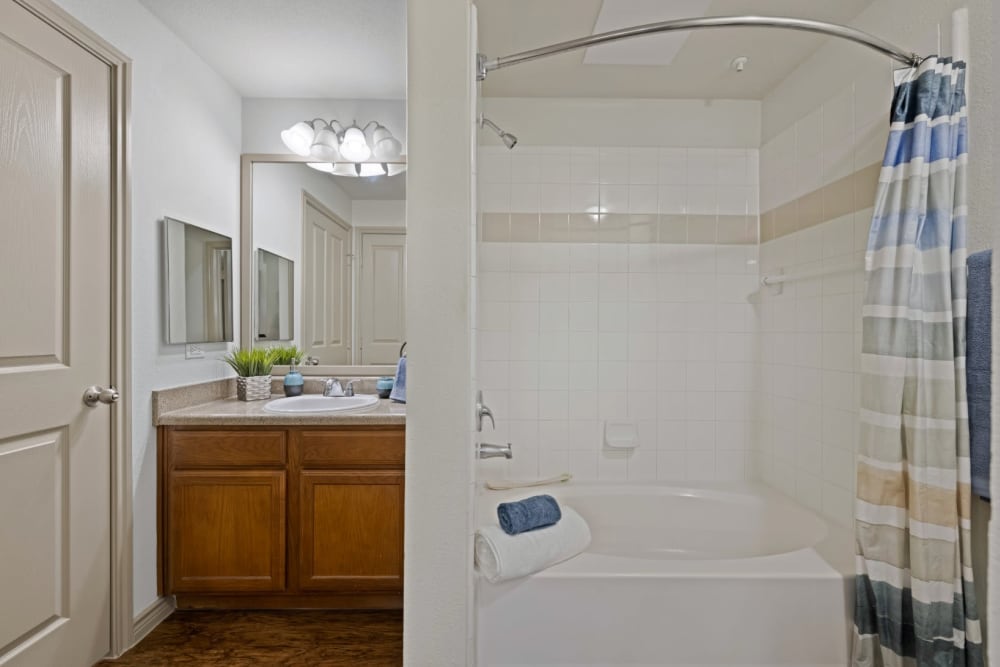 Bathroom at The Marquis at Brushy Creek