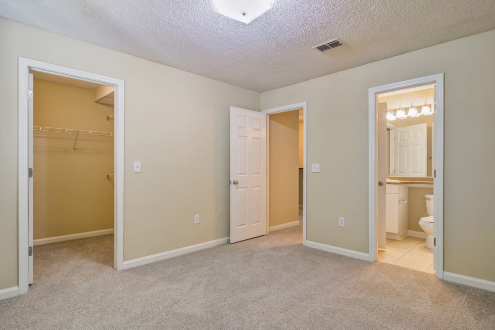 Large bedroom at Beechwood Pines in Athens, GA