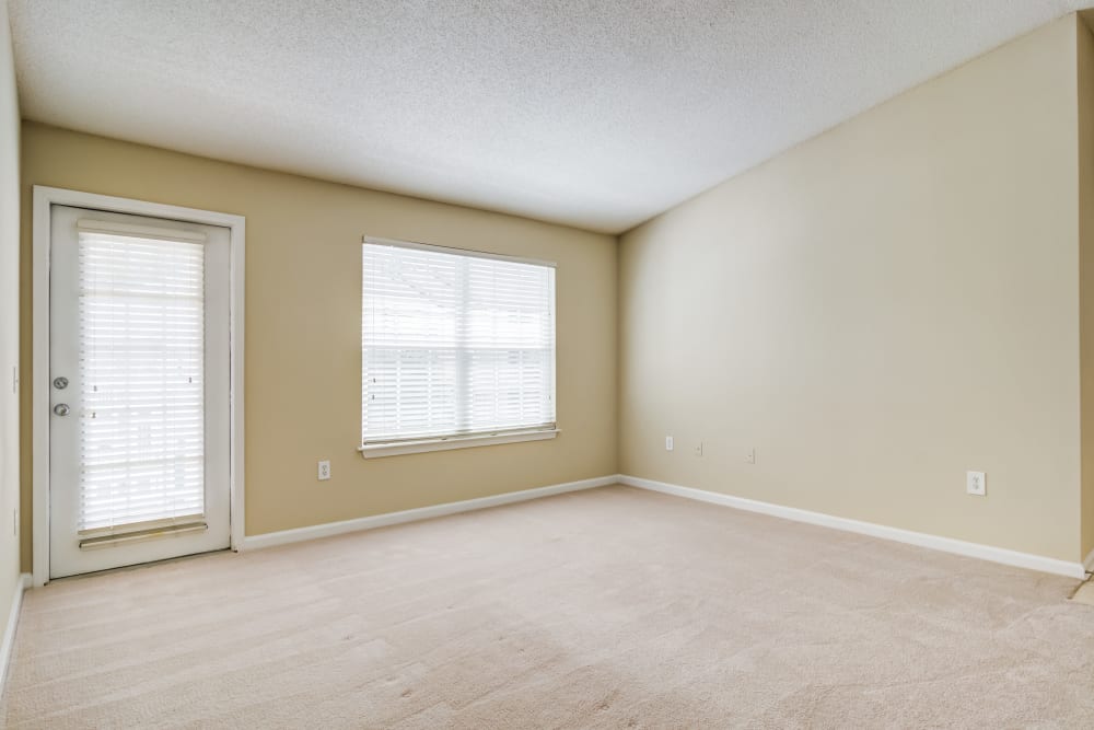 Living area at Beechwood Pines in Athens, GA