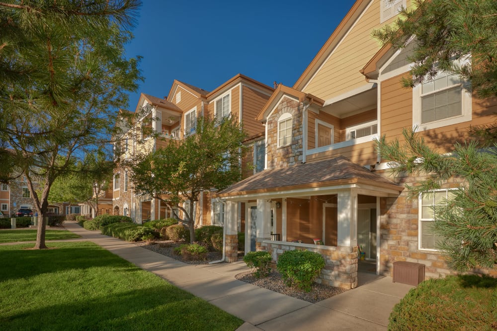 Crestone Apartments Townhomes For Rent In Aurora Co