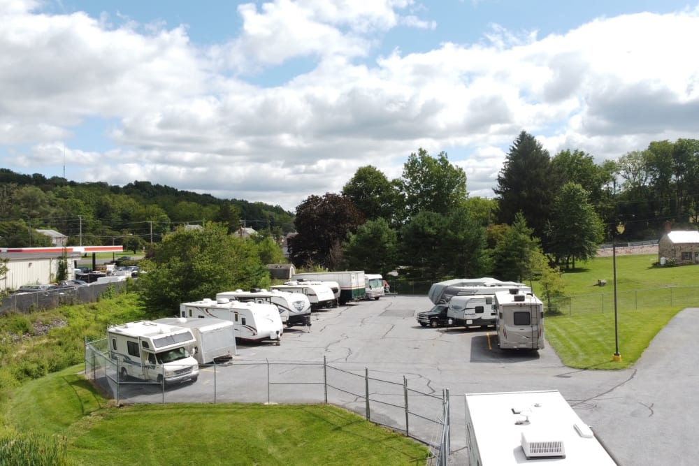 RV and car parking available at Storage World in Womelsdorf, Pennsylvania