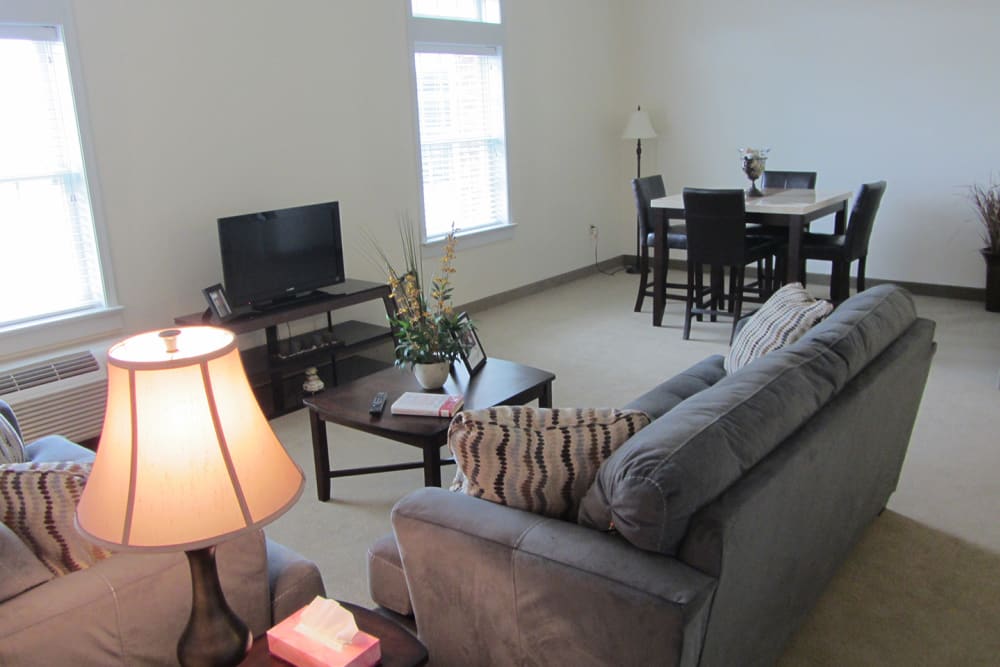 Living area at Windsor Estates Assisted Living in New Middletown, Ohio
