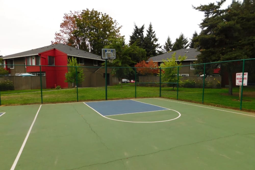 Basketball court at Oakbrook Apartments in Vancouver, Washington