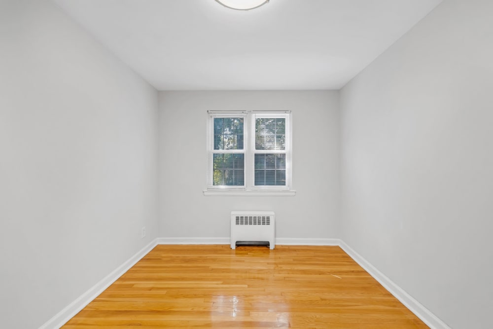 Small room with wood floors at Eagle Rock Apartments at Maplewood in Maplewood, New Jersey