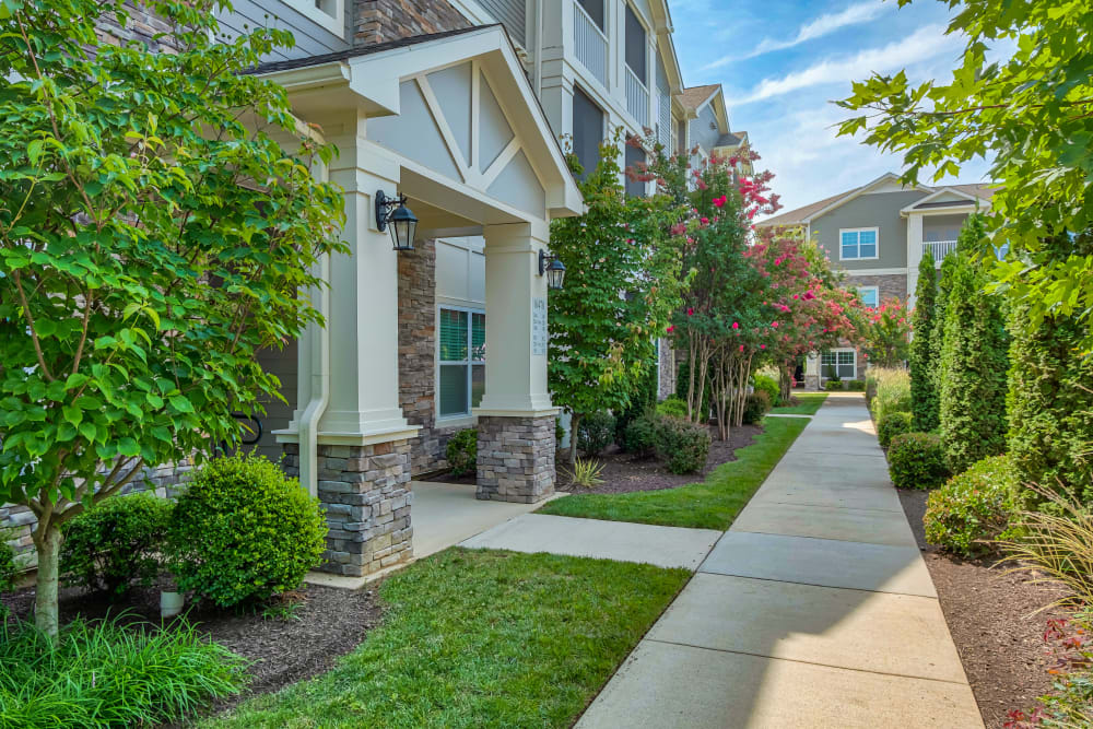 Exterior apartment homes at Oasis at Montclair Apartments in Dumfries, Virginia