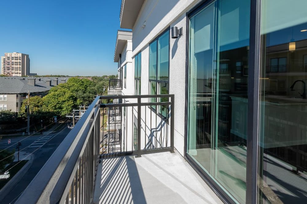 Private balcony at Vidorra McKinney Avenue in Dallas, Texas