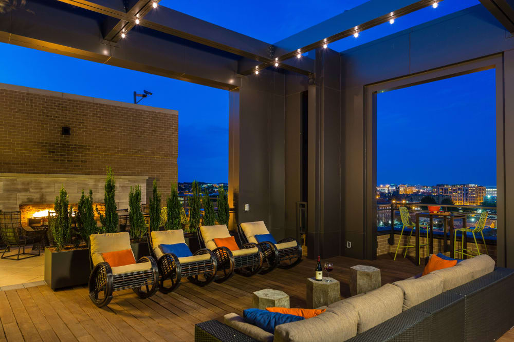 Rooftop seating at Meridian at Mt Vernon Triangle