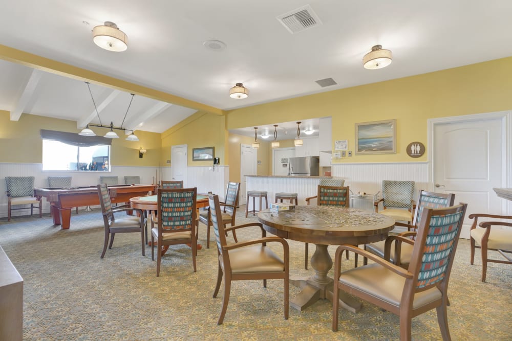 Dining room at Huntington Terrace in Huntington Beach, California