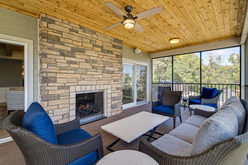 Community patio at Applewood Pointe of Eden Prairie in Eden Prairie, Minnesota. 