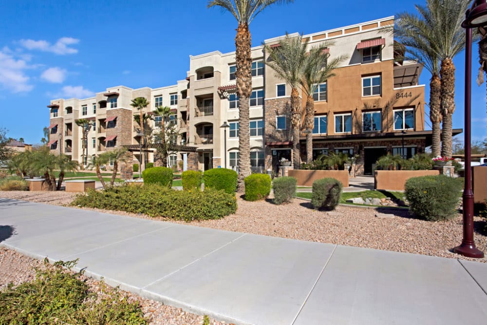 Sidewalk in front of the building at Luxe Scottsdale Apartments in Scottsdale, Arizona