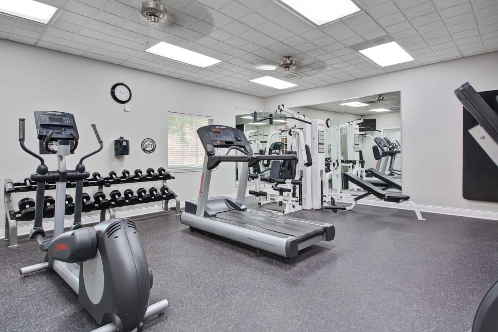 Well equipped fitness center at Blackhawk Apartments in Elgin, Illinois