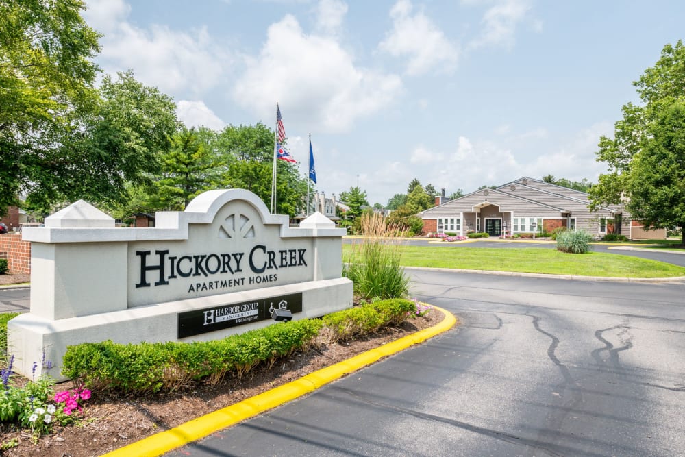 Front entrance sign at Hickory Creek in Columbus, Ohio