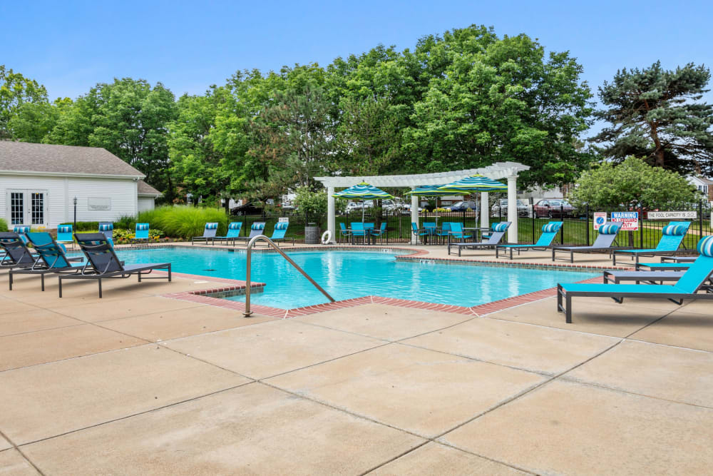 Outdoor pool at Oxford Hills in St. Louis, Missouri