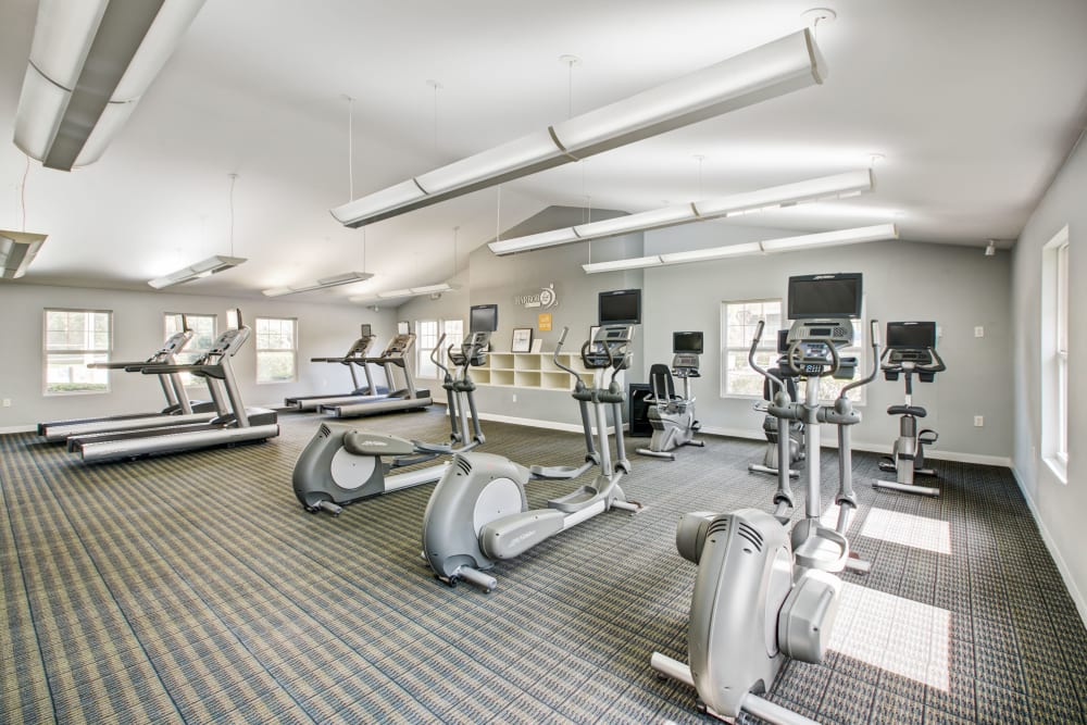 Fitness Center at Signal Pointe Apartment Homes in Winter Park, Florida