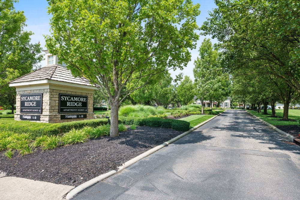 Driveway and front entrance sign at Sycamore Ridge in Dublin, Ohio