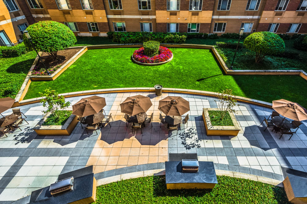 Arial view of the courtyard at 55 Riverwalk Place in West New York, New Jersey