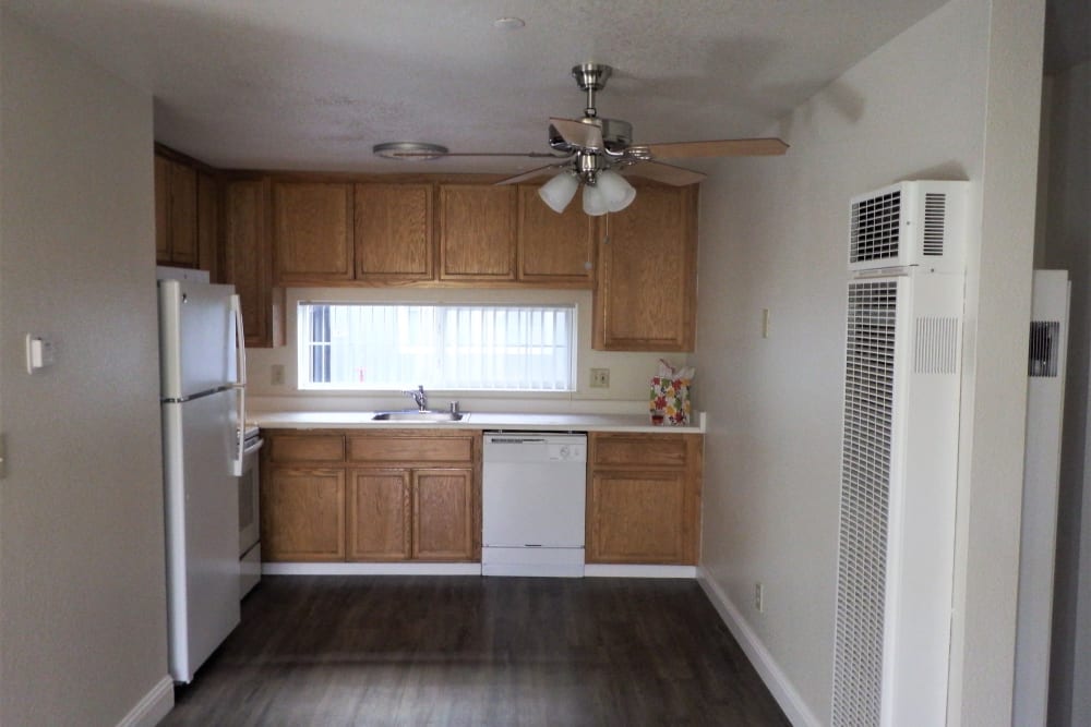 Kitchen at Briarwood Apartment Homes in Livermore, California