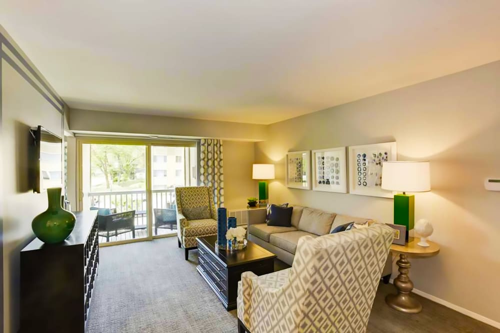 Living room at Satyr Hill Apartments in Parkville, Maryland