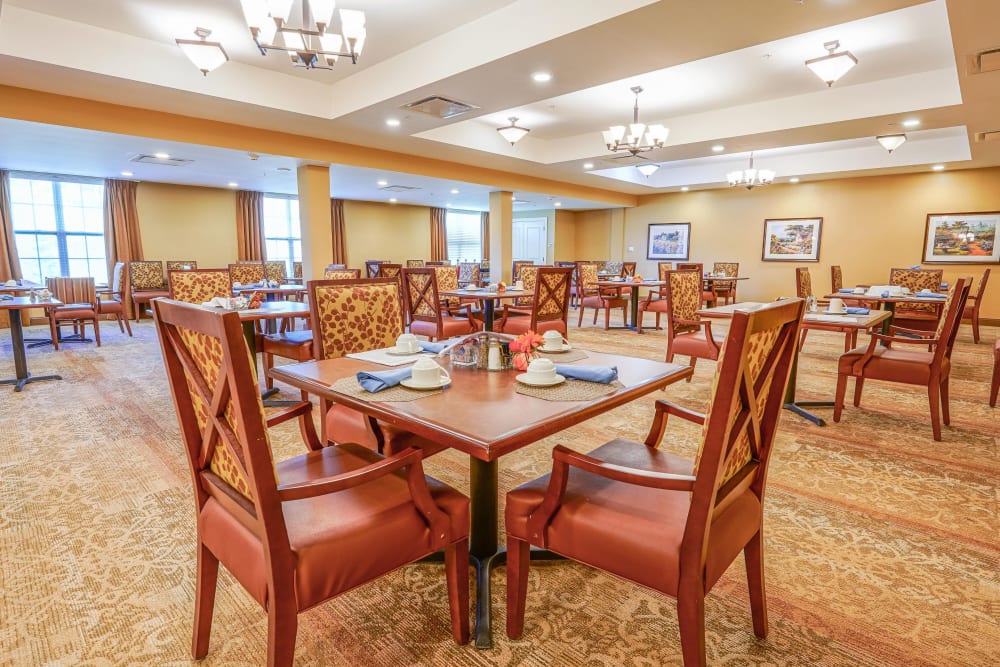 Dining room at Harmony at West Shore in Mechanicsburg, Pennsylvania