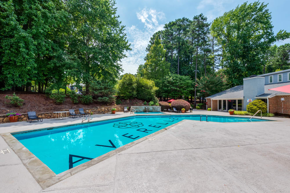 Sparkling pool at Averelle North Hills in Raleigh, North Carolina