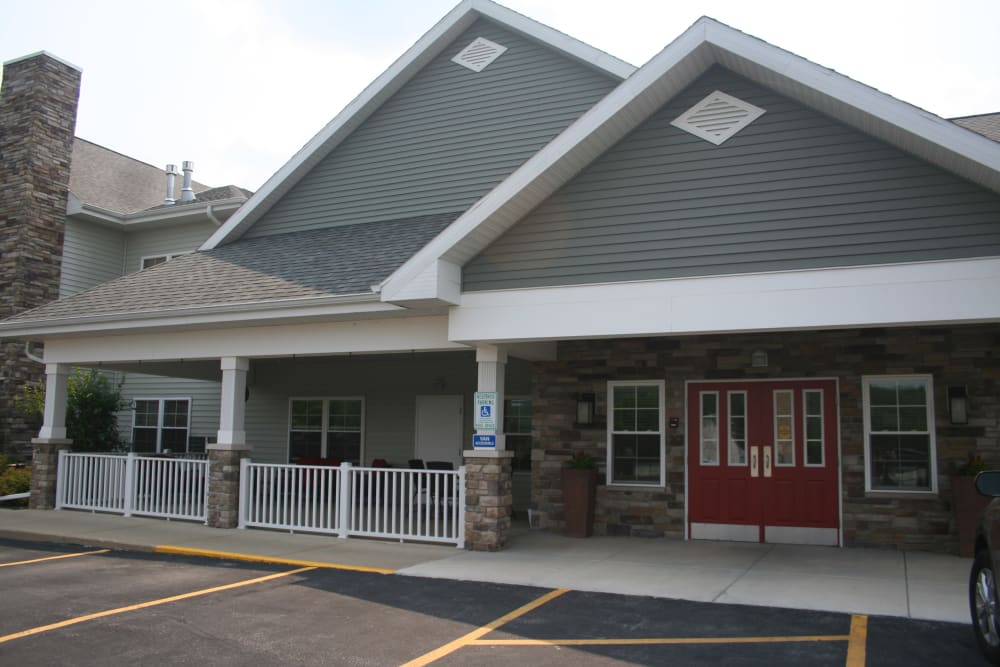 Exterior view and pond at Milestone Senior Living Cross Plains in Cross Plains, Wisconsin.