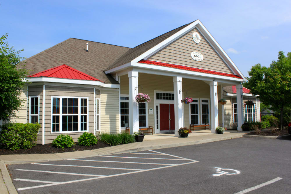 Exterior view of the leasing center at Eagle Rock Apartments & Townhomes at Rensselaer in Rensselaer, New York
