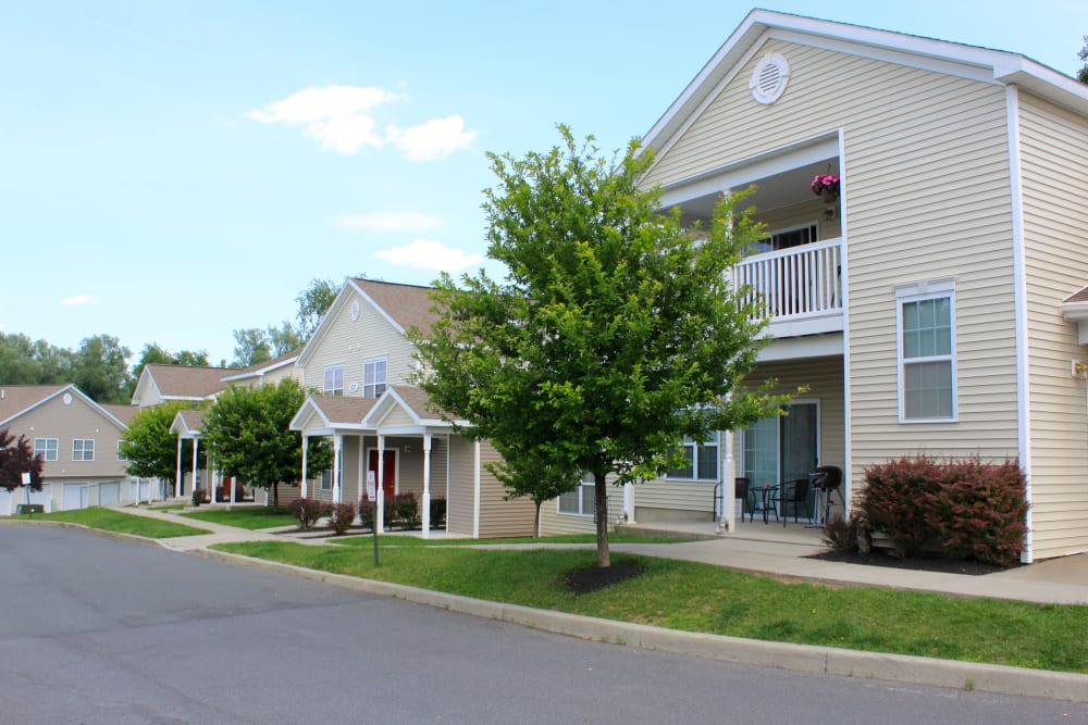 Beautifully maintained suburban neighborhood at Eagle Rock Apartments & Townhomes at Rensselaer in Rensselaer, New York